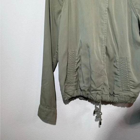 Gap Lightweight Bomber Jacket - olive green, size small - Picture 4 of 7